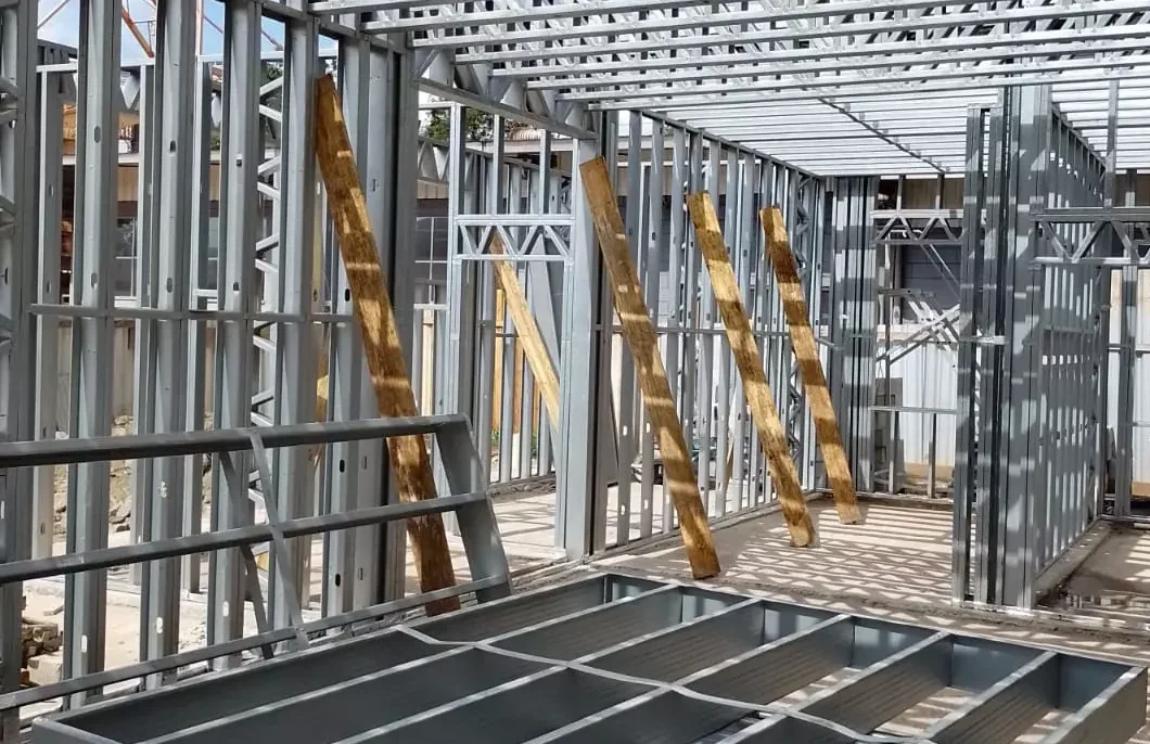 Max Steel Frame